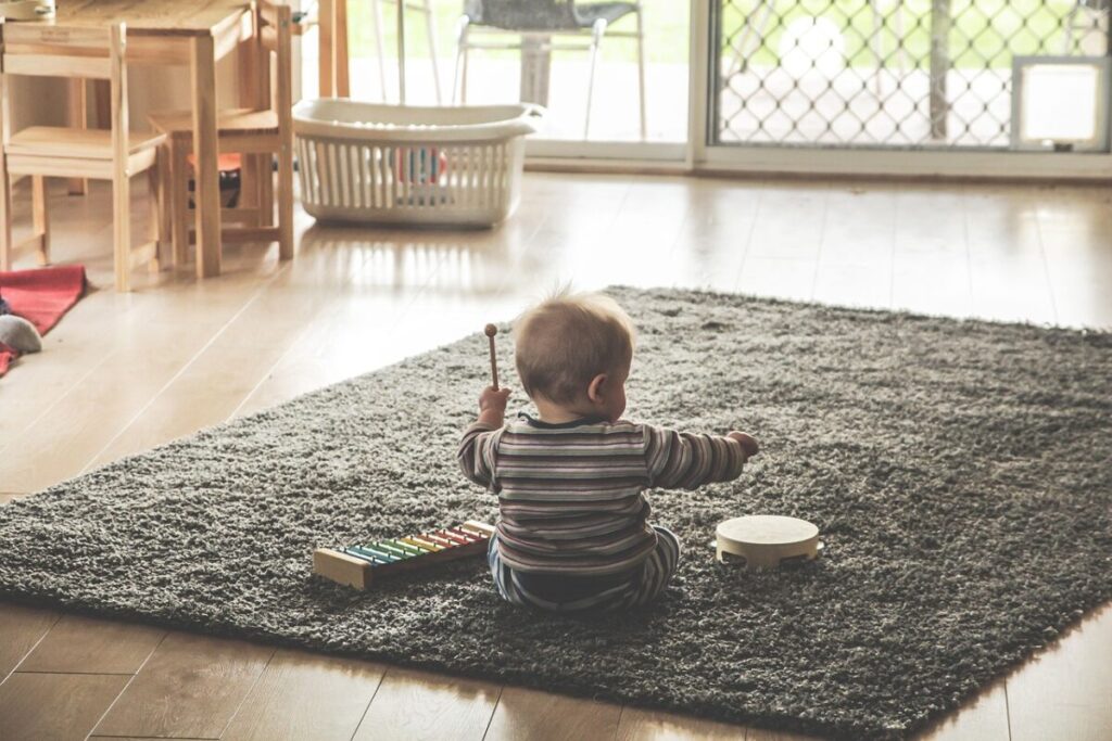 子ども
